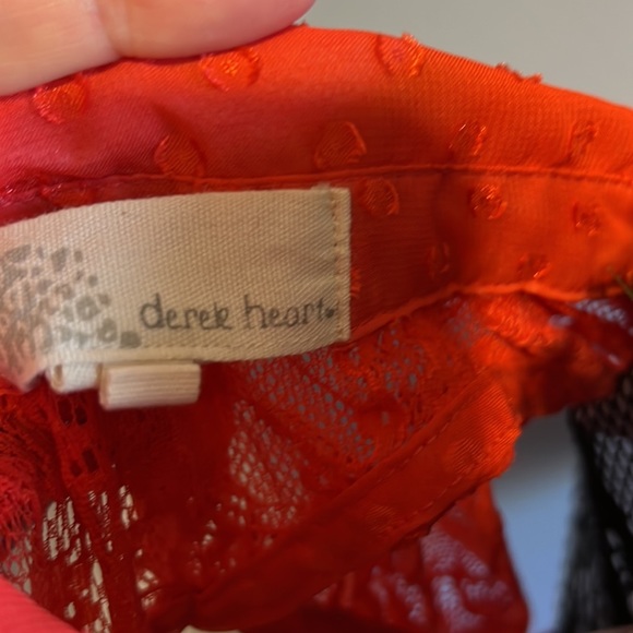 EUC Sweet sheet deep coral button up blouse with polka dot and lace detail sm - Picture 5 of 5